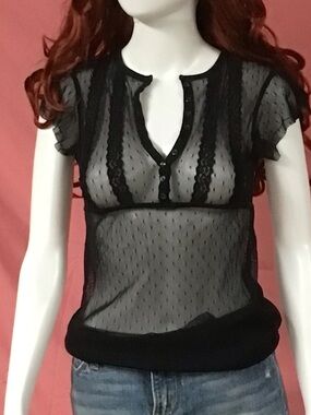 Vintage Express Black Lace Short-Sleeve V-Neck Top